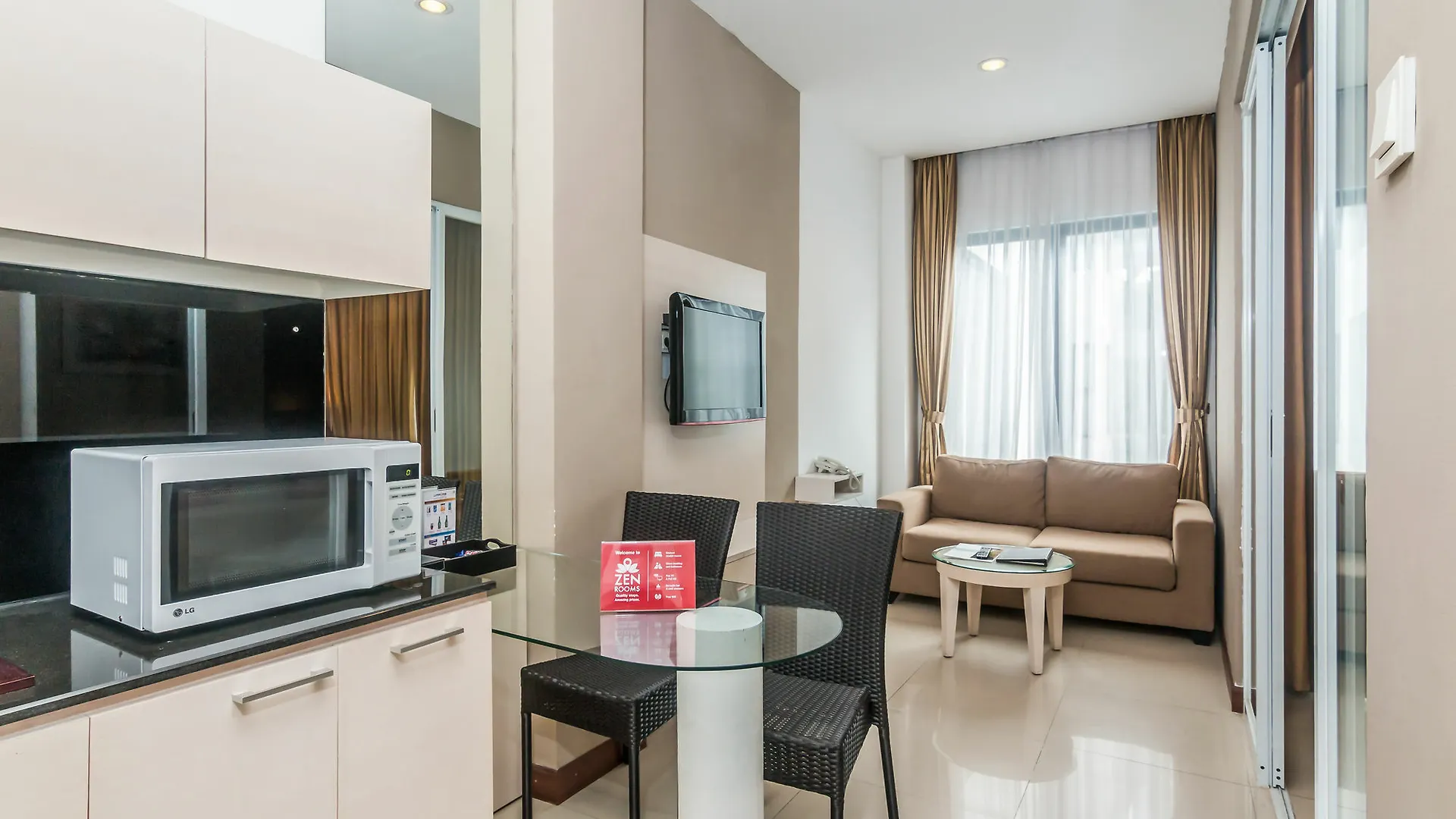 *** Aparthotel Zen Rooms Seminyak Umalas Indonesia
